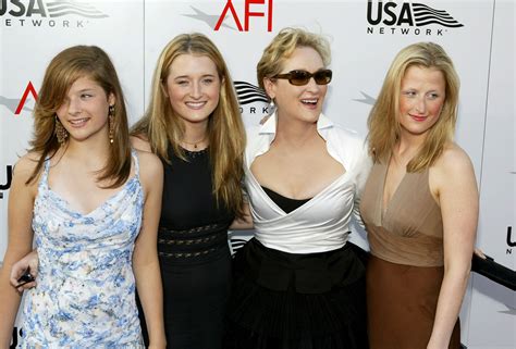 pics of meryl streeps daughters.